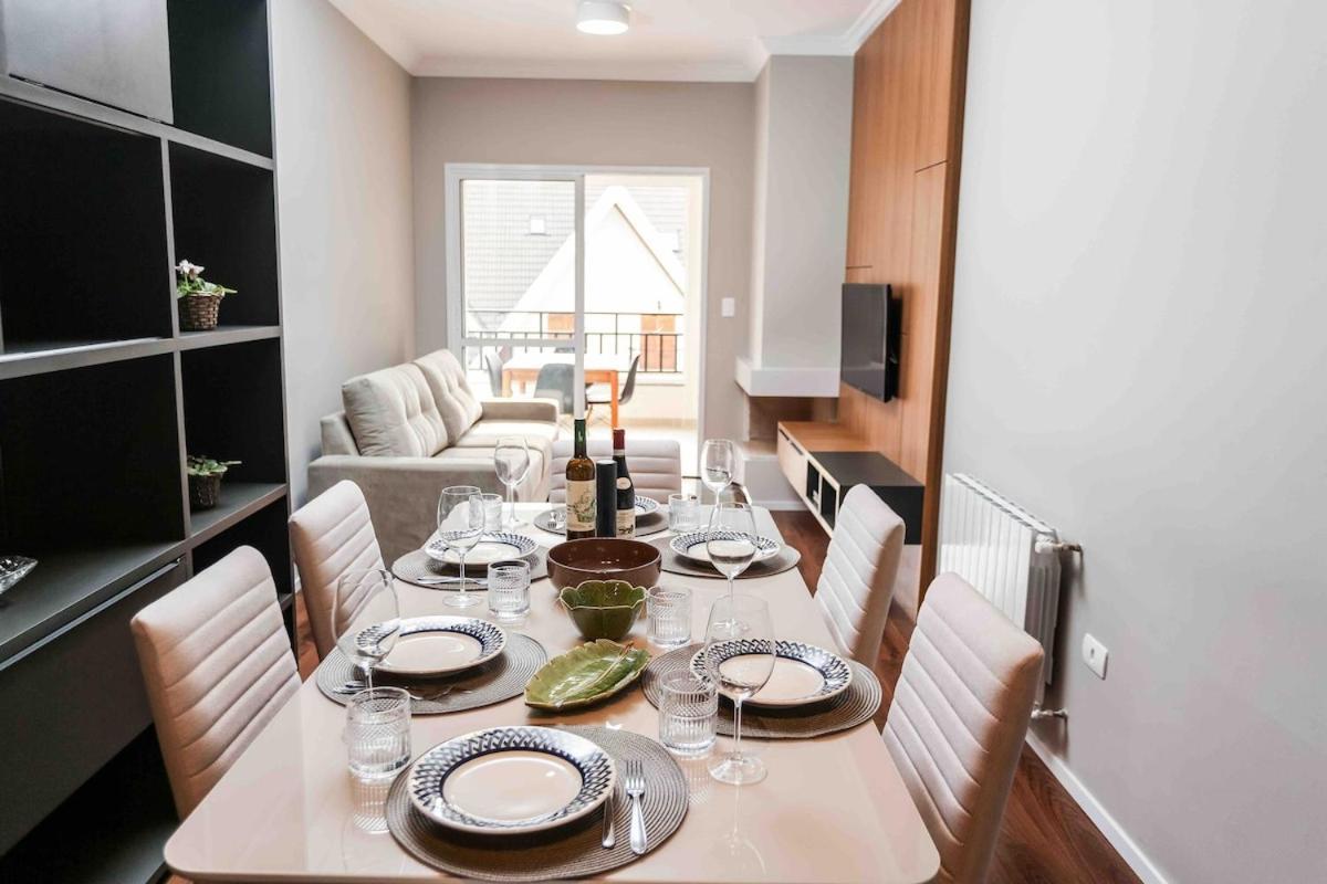 Apartamento Quatro Estações Hospeda: Elegant Retreat Near Baden Baden Campos do Jordão
